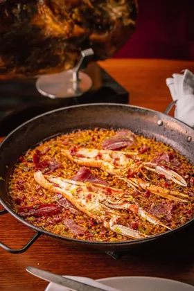Dish, low key light. Food photography in Dubai by Artur Begel
