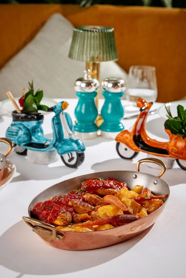 Dish, high key light. Food photography in Dubai by Artur Begel