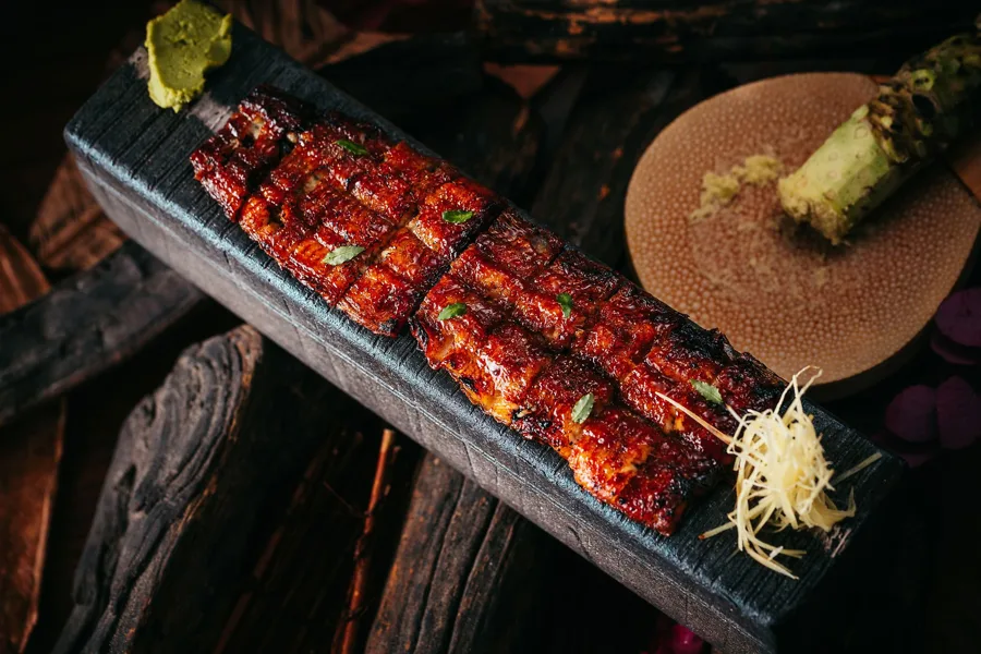 Dish, low key light. Food photography in Dubai by Artur Begel