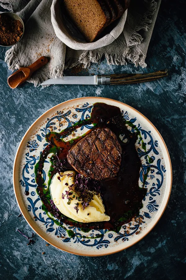 Dish, low key light. Food photography in Dubai by Artur Begel