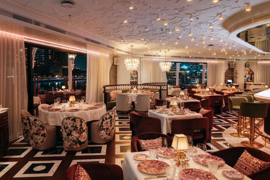 Interior. Food photography in Dubai by Artur Begel