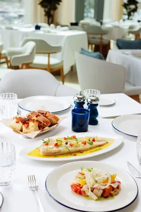 Dish, high key light. Food photography in Dubai by Artur Begel