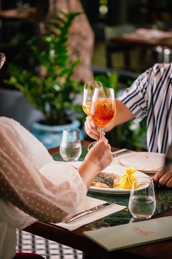 Drink, high key light. Food photography in Dubai by Artur Begel