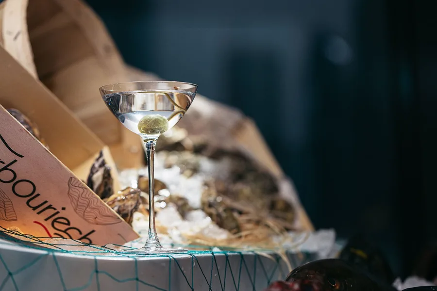 Drink, low key light. Food photography in Dubai by Artur Begel