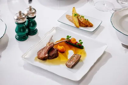 Dish, high key light. Food photography in Dubai by Artur Begel