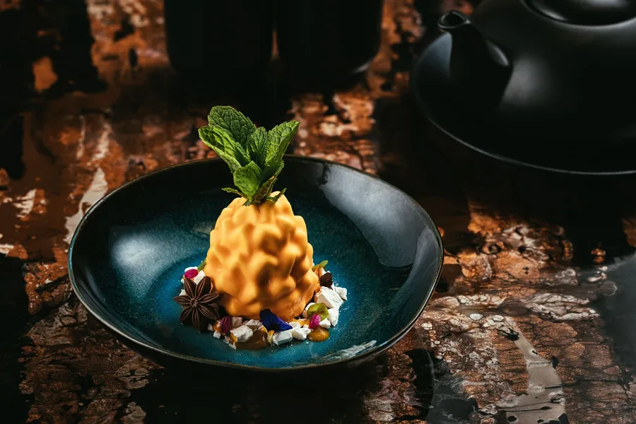 Dish, low key light. Food photography in Dubai by Artur Begel