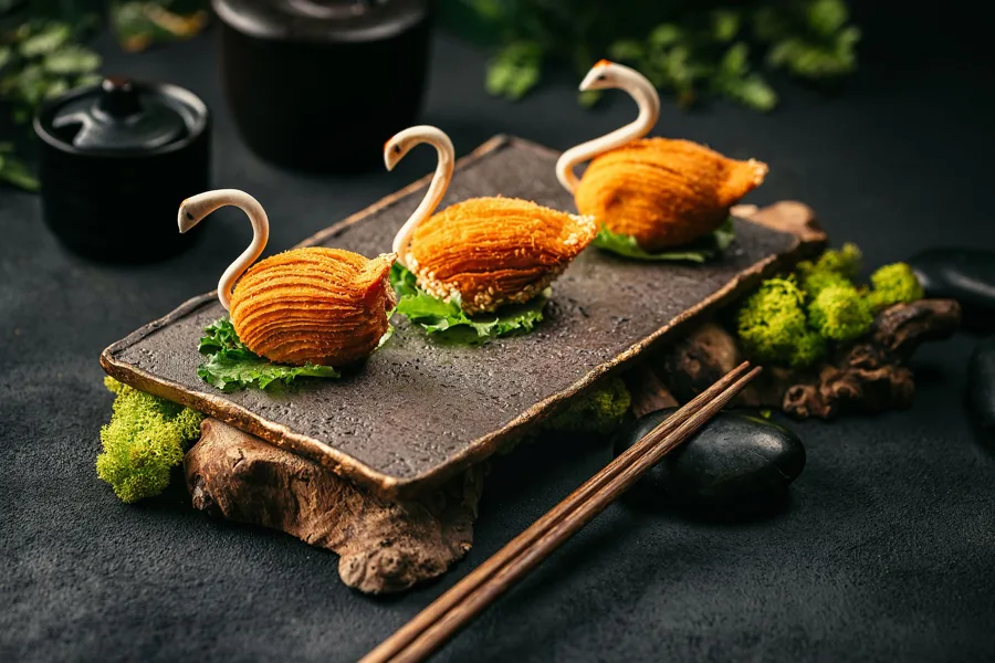 Dish, low key light. Food photography in Dubai by Artur Begel
