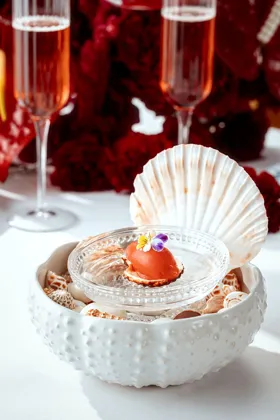 Dish, high key light. Food photography in Dubai by Artur Begel