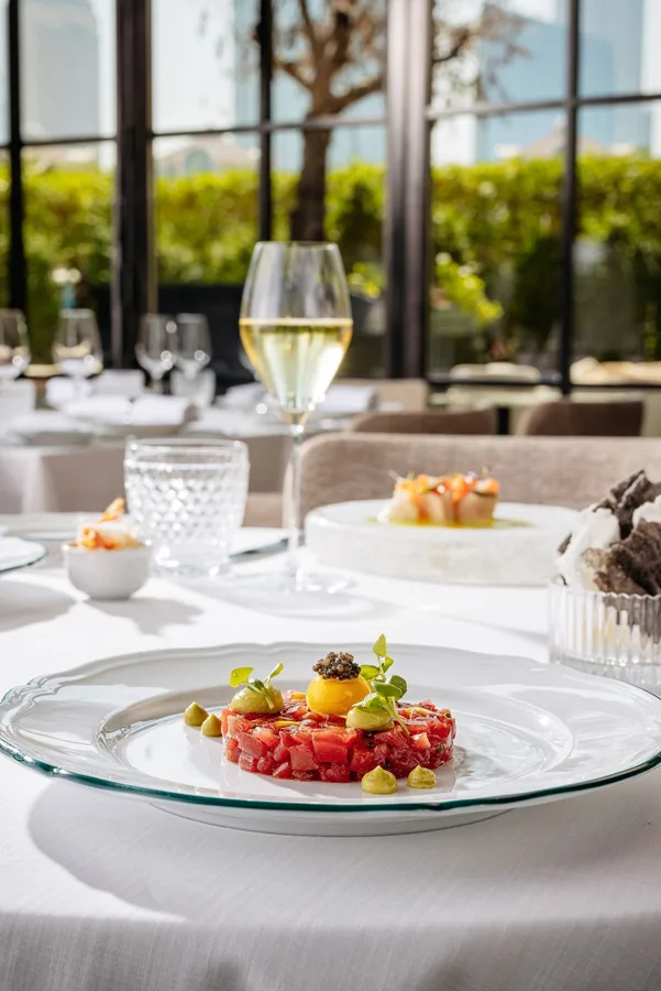 Dish, high key light. Food photography in Dubai by Artur Begel