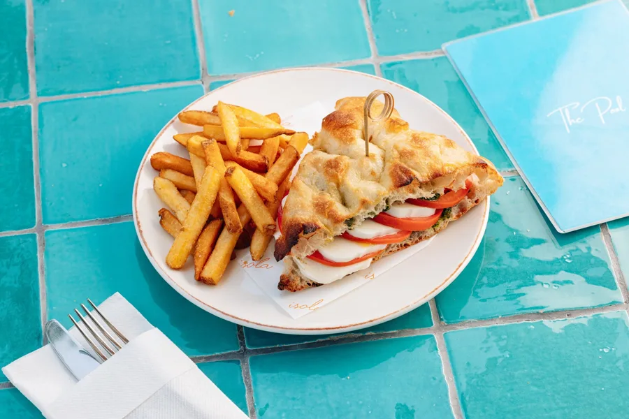 Dish. Food photography in Dubai by Artur Begel