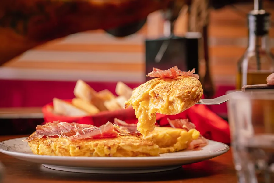 Dish. Food photography in Dubai by Artur Begel