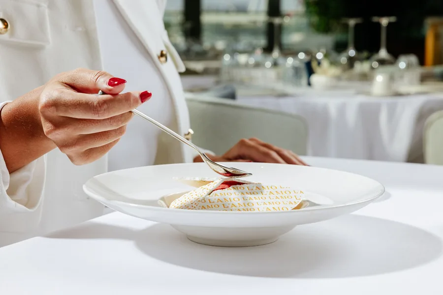 Dish, high key light. Food photography in Dubai by Artur Begel