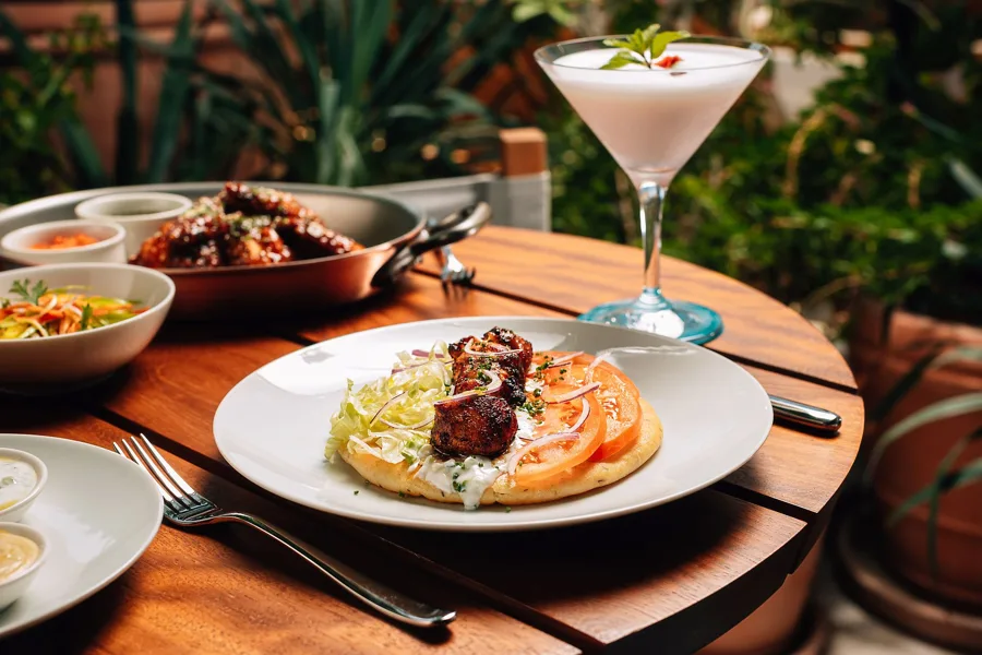 Dish, high key light. Food photography in Dubai by Artur Begel