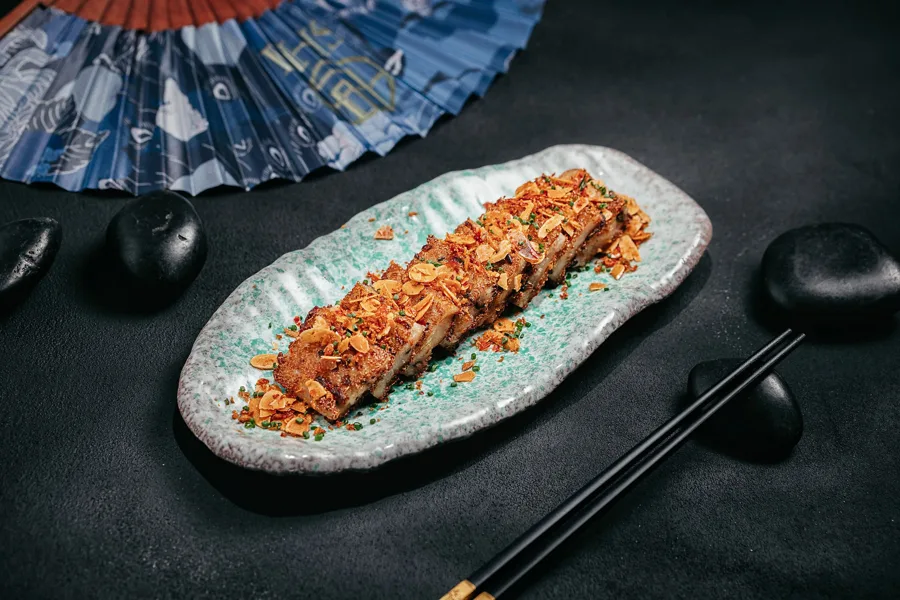 Dish, low key light. Food photography in Dubai by Artur Begel