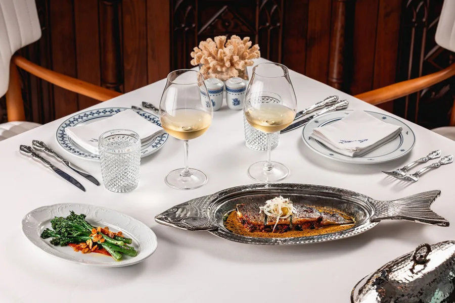 Dish, high key light. Food photography in Dubai by Artur Begel