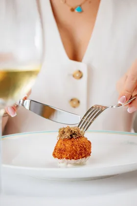 Dish, high key light. Food photography in Dubai by Artur Begel