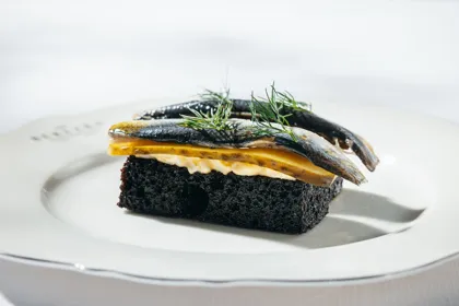 Dish, high key light. Food photography in Dubai by Artur Begel