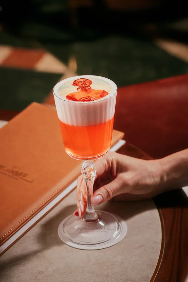 Drink, high key light. Food photography in Dubai by Artur Begel
