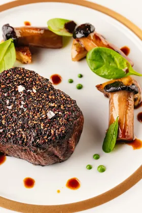 Dish, high key light. Food photography in Dubai by Artur Begel