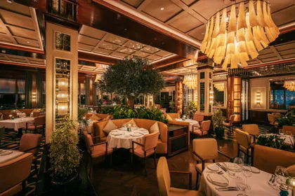 Interior. Food photography in Dubai by Artur Begel