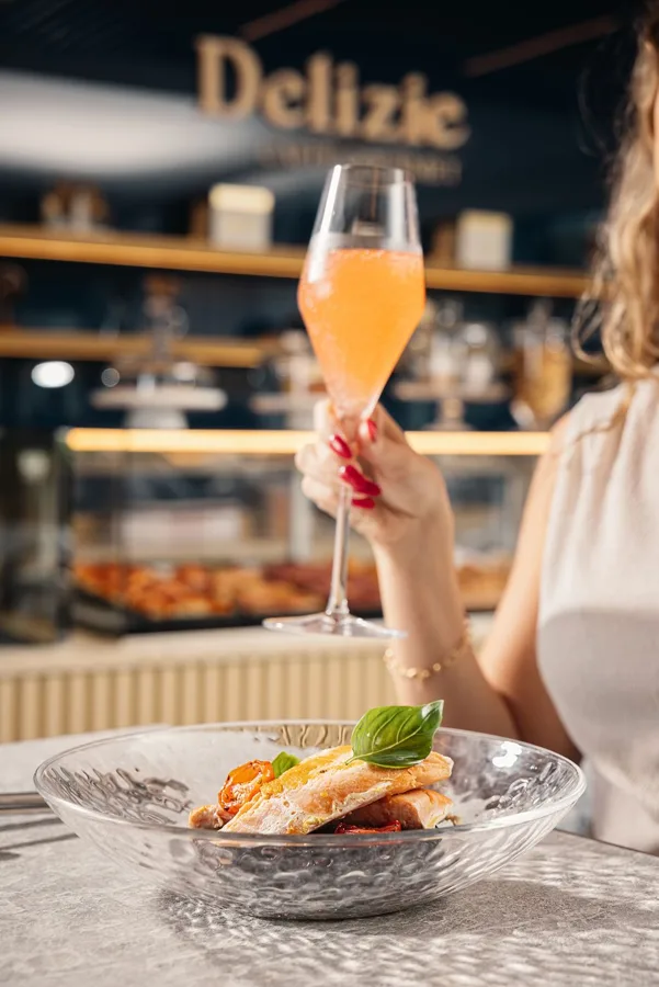 Drink. Food photography in Dubai by Artur Begel