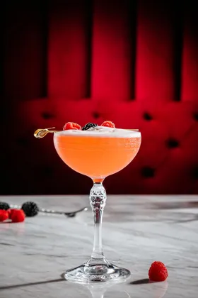Drink, high key light. Food photography in Dubai by Artur Begel