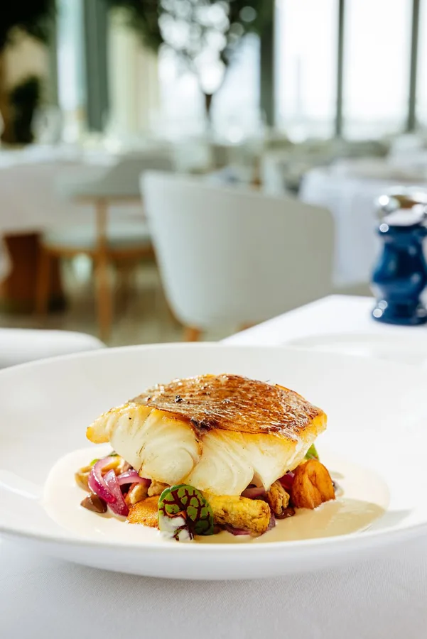 Dish, high key light. Food photography in Dubai by Artur Begel
