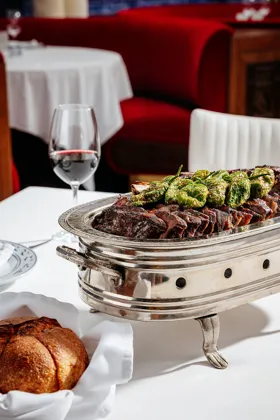 Dish, high key light. Food photography in Dubai by Artur Begel