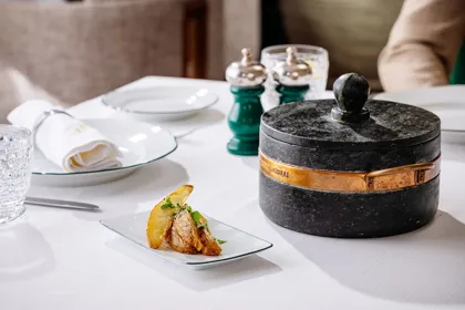 Dish, high key light. Food photography in Dubai by Artur Begel