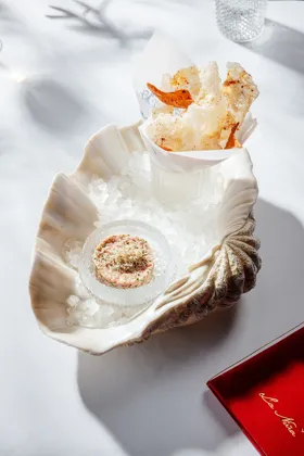Dish, high key light. Food photography in Dubai by Artur Begel