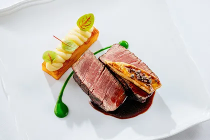Dish, high key light. Food photography in Dubai by Artur Begel