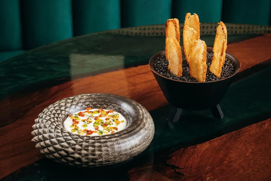 Dish, low key light. Food photography in Dubai by Artur Begel
