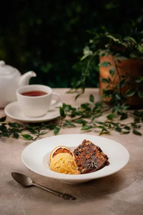 Dish, high key light. Food photography in Dubai by Artur Begel