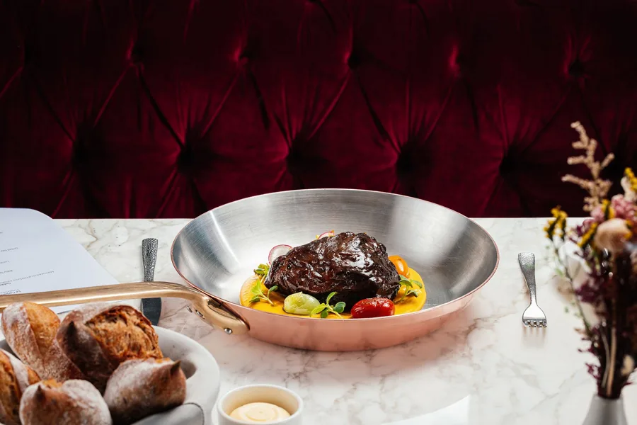 Dish, high key light. Food photography in Dubai by Artur Begel