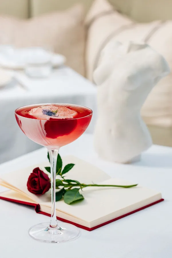 Drink, high key light. Food photography in Dubai by Artur Begel