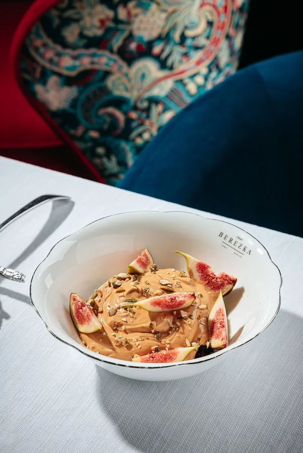 Dish, high key light. Food photography in Dubai by Artur Begel