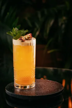 Drink, low key light. Food photography in Dubai by Artur Begel