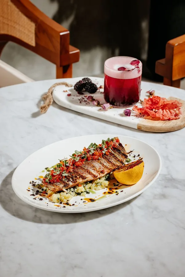 Dish, high key light. Food photography in Dubai by Artur Begel
