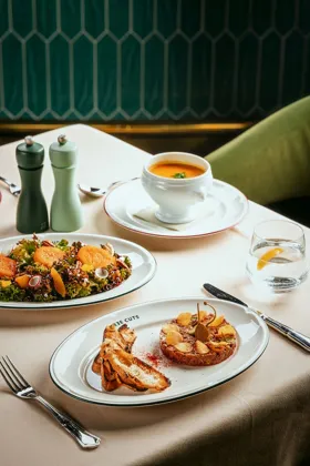 Dish, high key light. Food photography in Dubai by Artur Begel