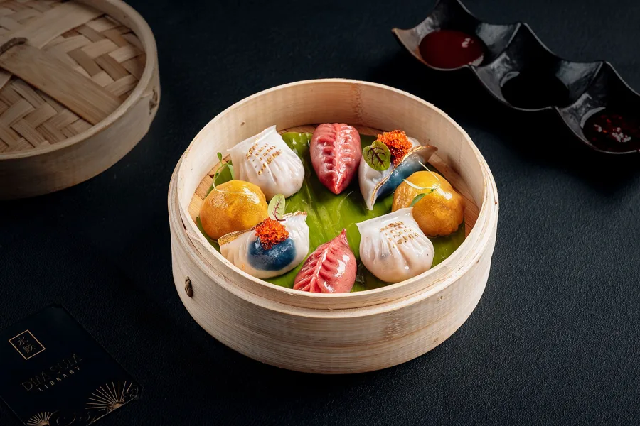 Dish, low key light. Food photography in Dubai by Artur Begel