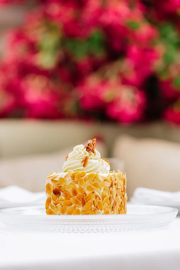 Dish, high key light. Food photography in Dubai by Artur Begel