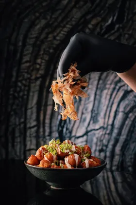 Dish, low key light. Food photography in Dubai by Artur Begel