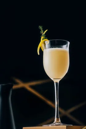 Drink, low key light. Food photography in Dubai by Artur Begel