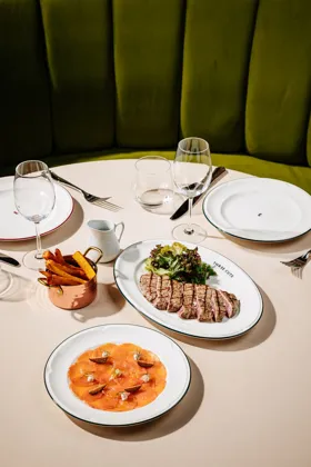 Dish, high key light. Food photography in Dubai by Artur Begel