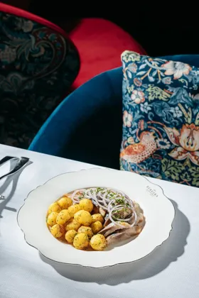Dish, high key light. Food photography in Dubai by Artur Begel
