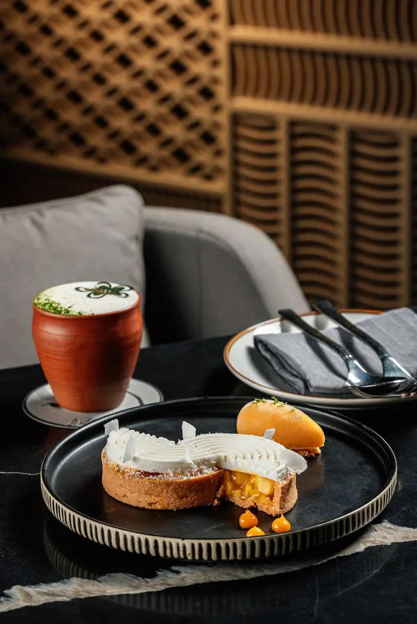 Dish, low key light. Food photography in Dubai by Artur Begel