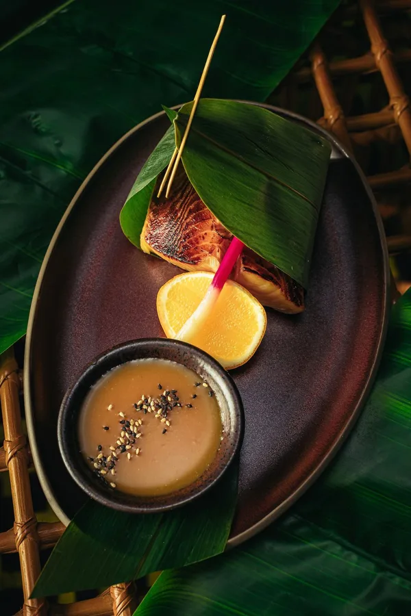 Dish, low key light. Food photography in Dubai by Artur Begel