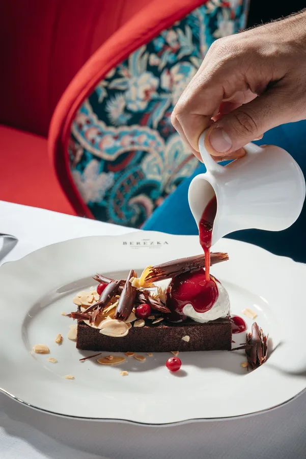 Dish, high key light. Food photography in Dubai by Artur Begel