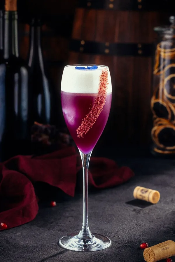 Drink, low key light. Food photography in Dubai by Artur Begel