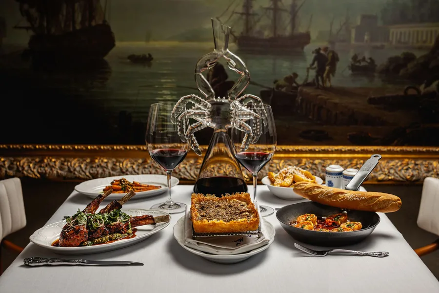 Dish, low key light. Food photography in Dubai by Artur Begel